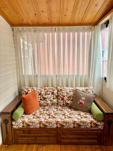 Charming Anatolian House in Çengelköy - image 2