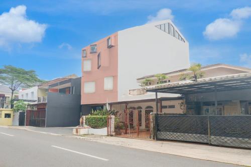 Foto - Hotel O Pondok Indah Near Gandaria City Formerly Odori Residence