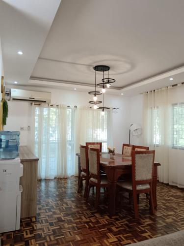 BEACH FRONT 3 Bedroom Bungalow