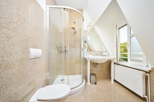 Double Room with Inland View image 4