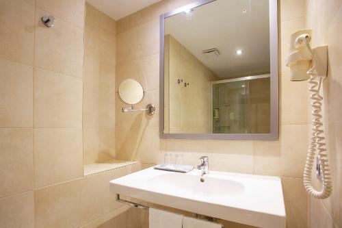 BQ Can Picafort Hotel - image 14