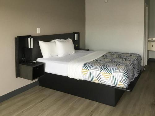 . Motel 6-Farmington Hills, MI - Northwest - Farmington Hills