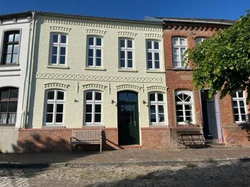Ferienwohnungen Hafenkabinett, 25529 in Weener, Deutschland
