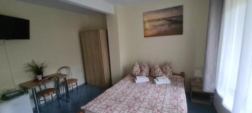 1 queen bed