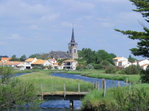 B&B L'Île-d'Olonne - Chevrefeuille et Eglantine - Bed and Breakfast L'Île-d'Olonne