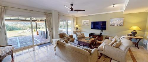 Palm Tree Golfers Retreat With Private Pool
