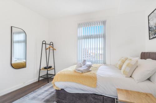 Charming 2 Bed with Fast Wi-Fi in Foleshill