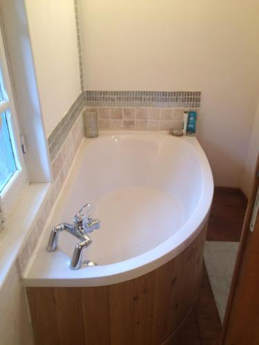 Fürdőszoba, Maison Bleu in Gincla