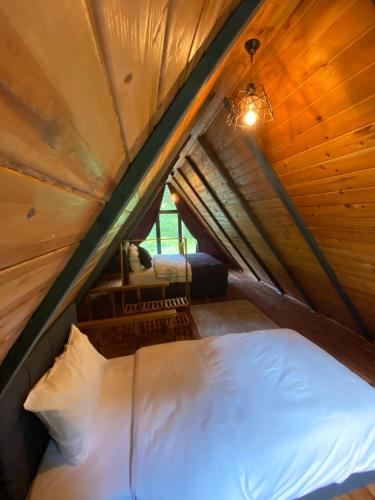 Tozkaban Bungalow · Elevit