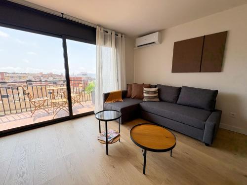 Four-Bedroom Apartment image 4