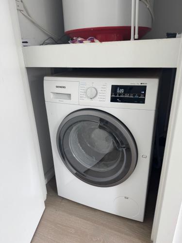 Prime Location! Cozy Stay by Riverside,Tube, Shops, London (photo 6)