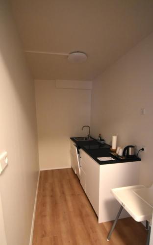 2 bedrooms, 4 beds
