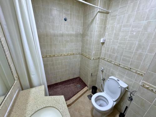 Studio Apartment Near Deira City Centre Mall and Metro with Gym and Pool, Дубай (фото 10)