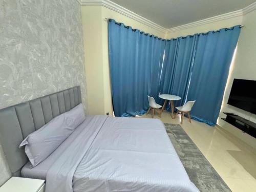 Studio Apartment Near Deira City Centre Mall and Metro with Gym and Pool, Дубай (фото 2)