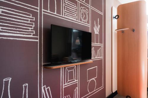 Standard Triple Room image 10