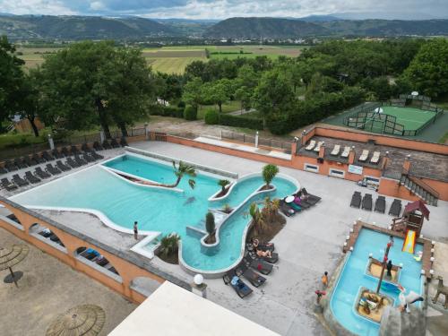 Camping Domaine de Senaud 2