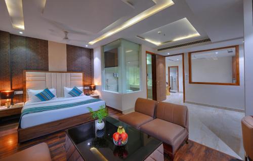 Suite image 8