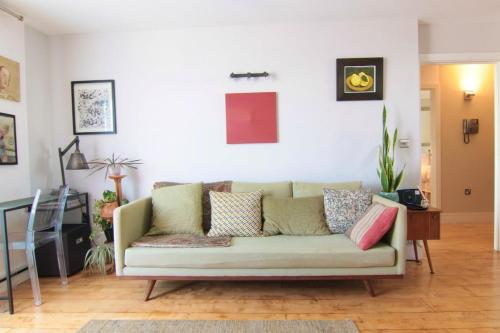 Tower Bridge - Stunning 2 Bed Ensuite Flat, Londyn
