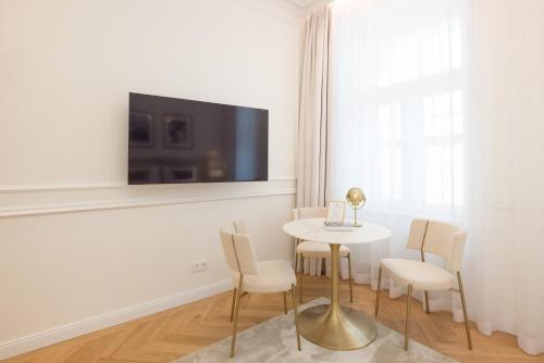 RAFAEL KAISER - Signature Apartments City Centre