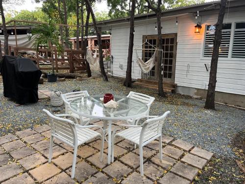 Attrezzature e servizi, Rustic cabin in the heart of the fields of Pitahaya in La Parguera