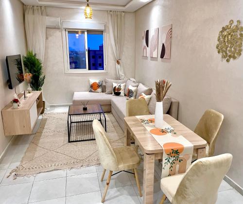 Appartement cosy 2 min aéroport Marrakech 2 chambres bien équipé