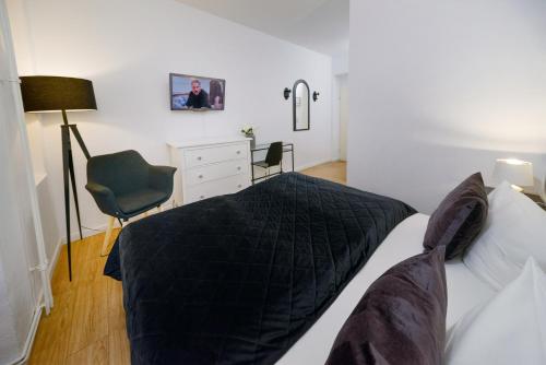 Comfort Double or Twin Room image 10