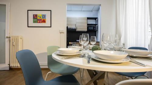 Flat 5 - In San Giovanni by Rentbeat, Roma (foto 10)