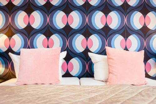 Standard Triple Room image 10