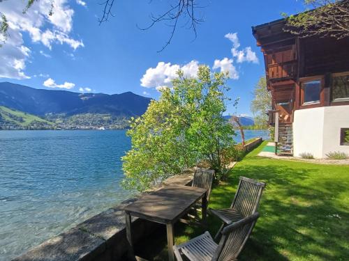 Garden, Waterfront Apartments Zell am See - Steinbock Lodges in Zell Am See