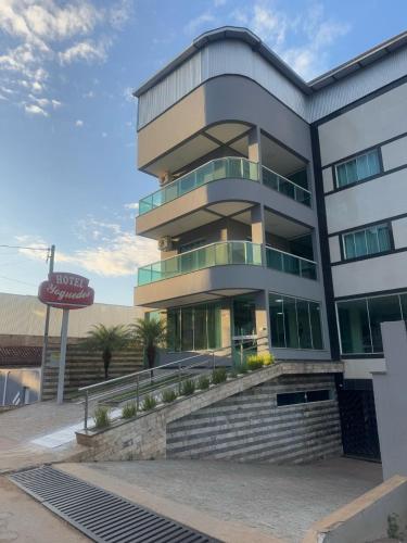 Hotel Yoguedes in Padre Paraíso
