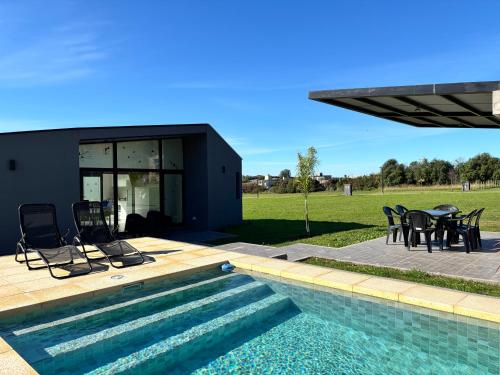 Casa de campo acogedora, vistas, pileta y parque, Q3