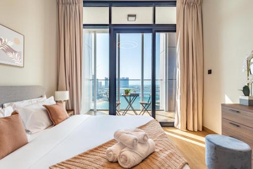 Full Cleveland & Canal View - Perfect Corporate Stay - 5 min walk from ADGM and Galleria - Big Balco in Al Maryah -saari