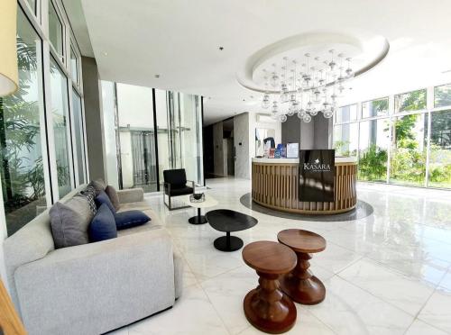 Kasara T1-4K Urban Staycation