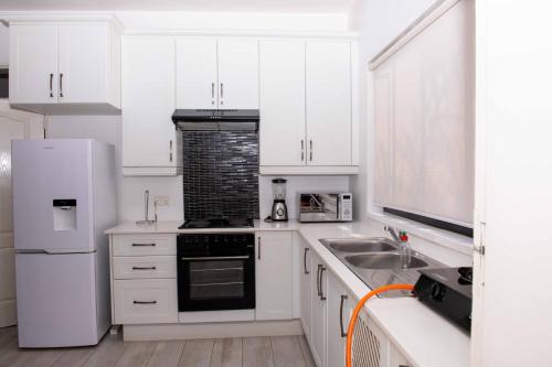 The Residence Apartments in มาสวิงโก