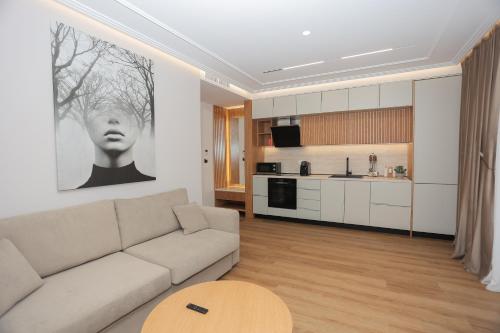 Exclusive Luxury Apartments & Free Parking, Tirana (photo 3)