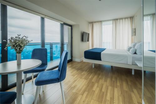 Two-Bedroom Apartment with Sea View