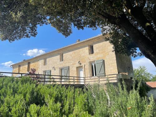 A l Ombre du Chene Gite Saint Emilion gîte à louer Saint-Laurent-des-Combes