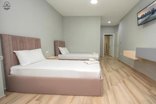 Family Room with Balcony image 4