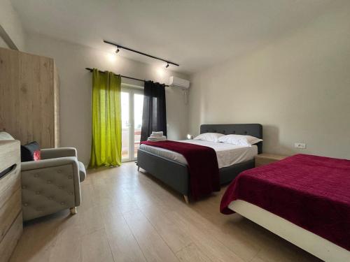 Enjoy Travel Central Modern Apartment - image 9