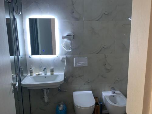 BonBon Quiet Central Studio - ENJOY TRAVEL, Tirana (photo 4)