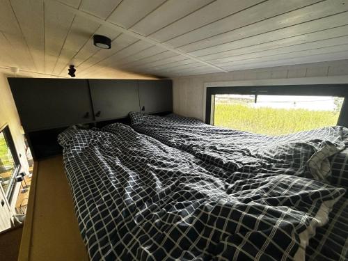 2 bedrooms, 3 beds