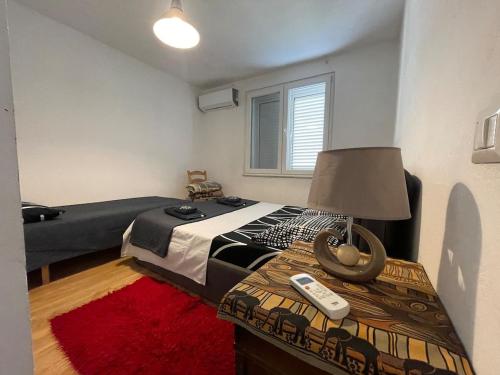 Flora - Modern Rooftop Apartment with Balcony, Tirana (foto 7)