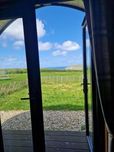Travellers Rest Glamping Pods & Shepherds Hut near Newquay Airport