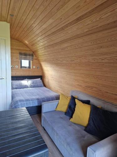Travellers Rest Glamping Pods & Shepherds Hut near Newquay Airport