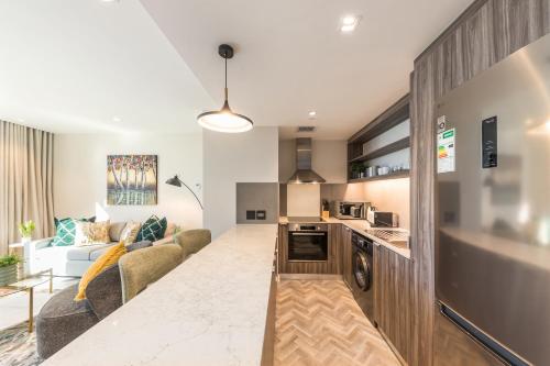 Foreshore Place 1412 - image 4