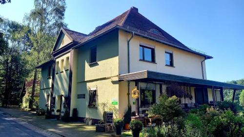 Schöne Wohnung im Naturidyll (Schone Wohnung im Naturidyll) in Herleshausen