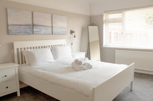 Cosy 3Bed Bungalow in West Kirby, Free Parking gîte à louer Caldy