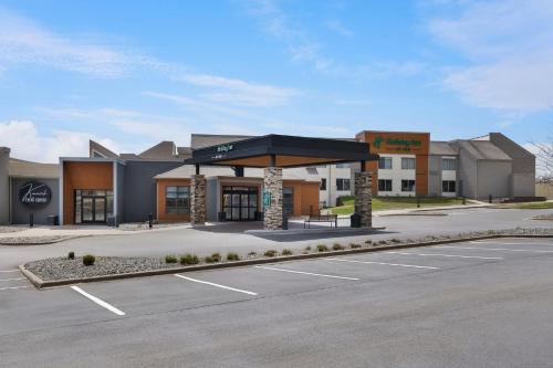 Holiday Inn Coralville - Iowa City by IHG