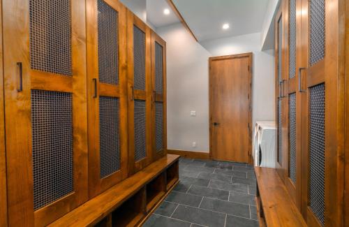 The Cabins at Snake River Sporting Club - main image