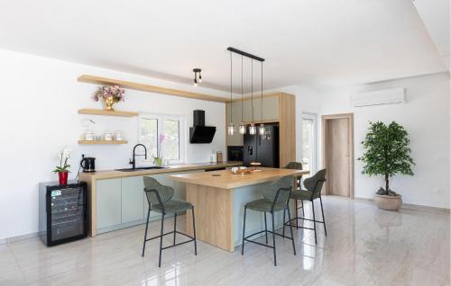 virtuve, Lovely Home In Krivodol in Krivodol